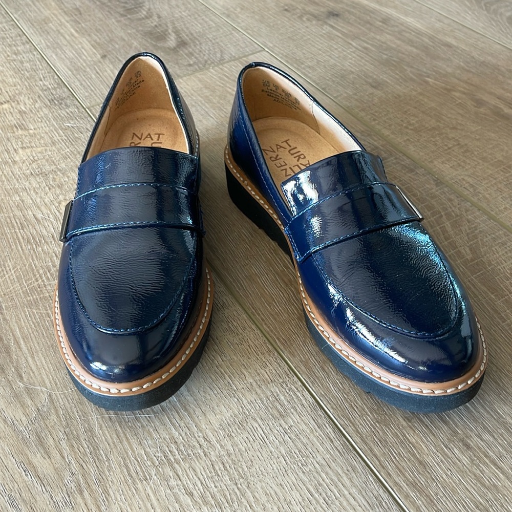 Naturalizer loafers